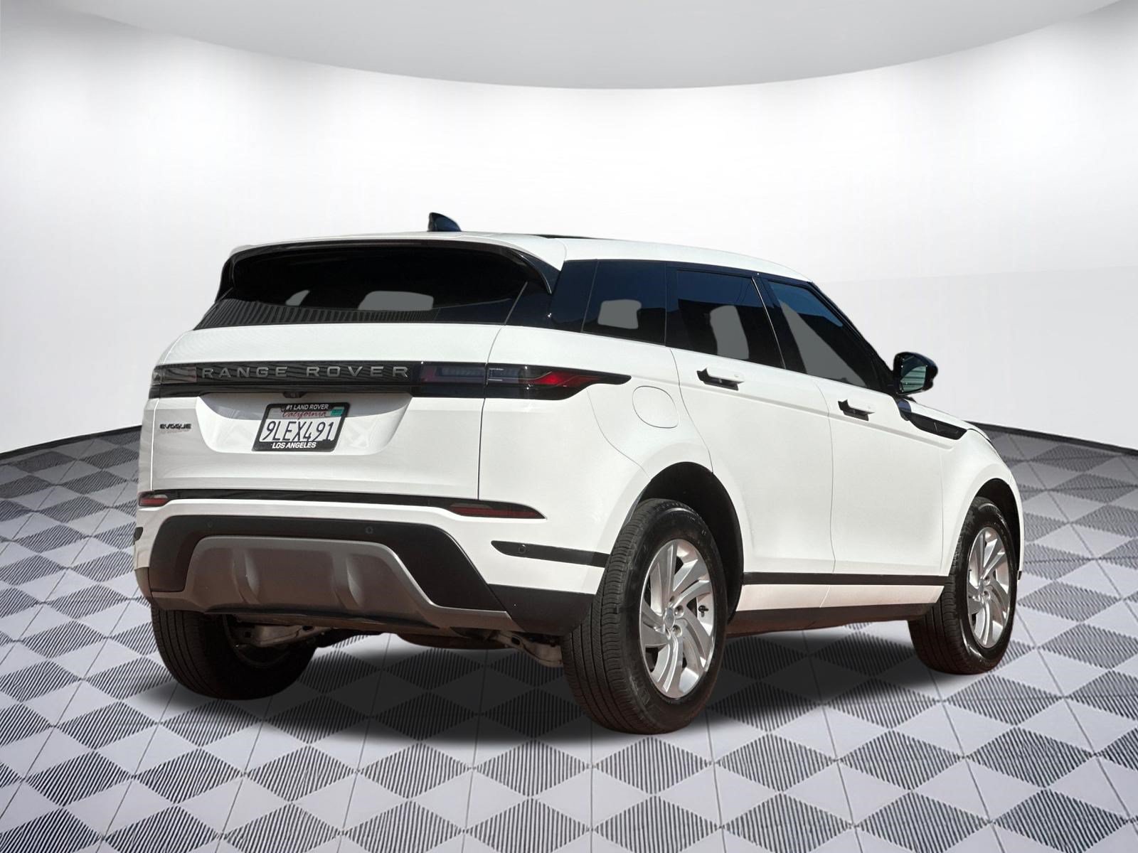 Used 2024 Land Rover Range Rover Evoque S AWD/4WD image 9