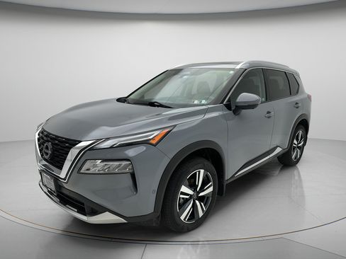 Used 2023 Nissan Rogue Platinum w/ Platinum Premium Package AWD/4WD image 3