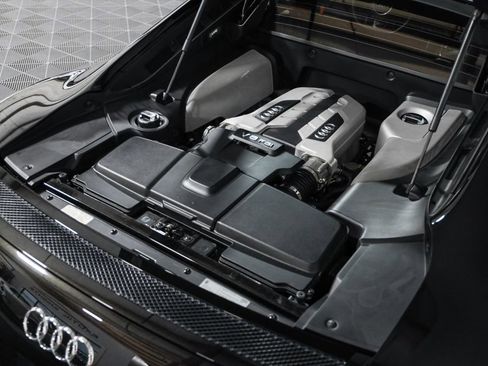 Used 2014 Audi R8 V8 image 26