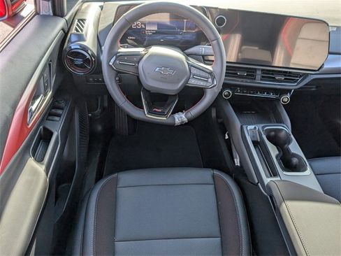 New 2026 Chevrolet Equinox EV RS image 7