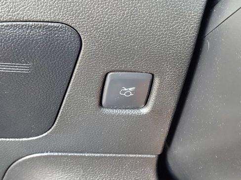 Used 2017 Ford Mustang Premium RWD image 12