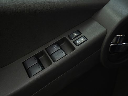 Used 2011 Nissan Xterra PRO-4X w/ Pro-4x Leather Pkg image 20