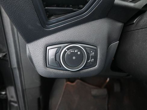 Used 2019 Ford Escape S image 25