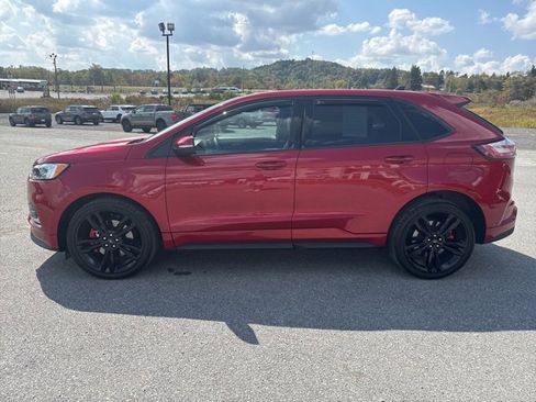 Used 2022 Ford Edge ST w/ Equipment Group 401A image 9