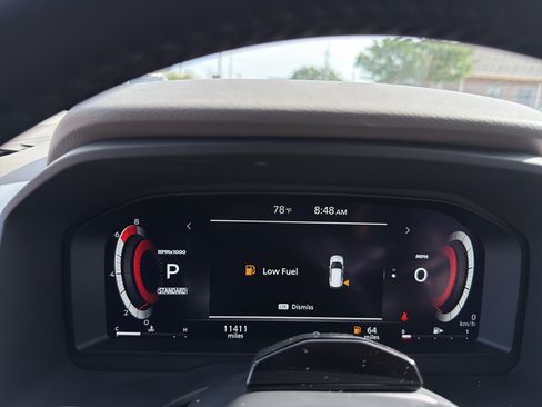 Used 2025 Nissan Rogue SL w/ Tech Package FWD image 17