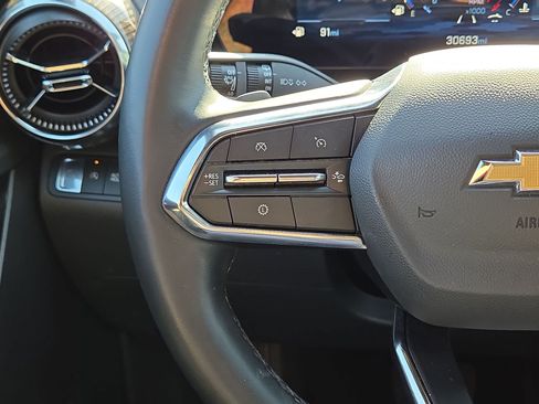 Used 2026 Chevrolet Equinox LT w/ Convenience Package II FWD image 21