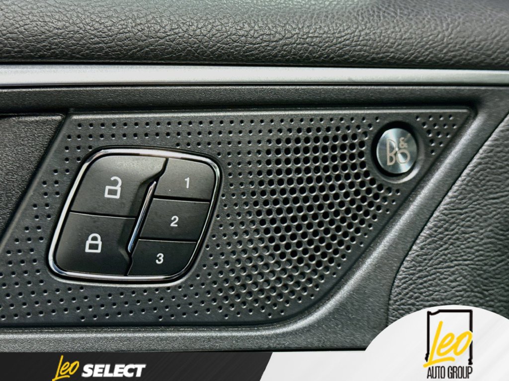 Used 2022 Ford Edge Titanium AWD/4WD image 20