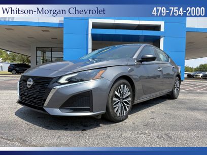 Used 2025 Nissan Altima 2.5 SV