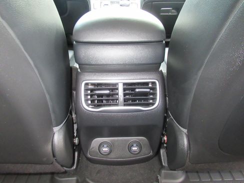 Used 2023 Hyundai Santa Fe SEL w/ Premium Package AWD/4WD image 32