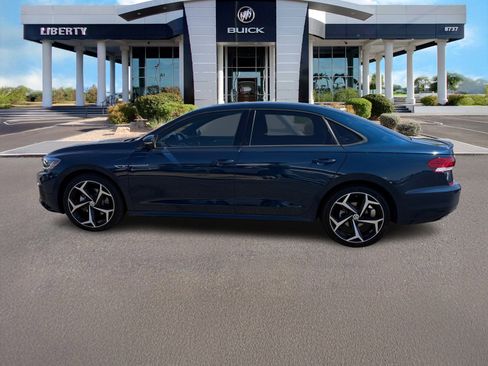 Used 2021 Volkswagen Passat 2.0T R-Line image 7