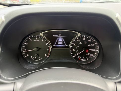 Used 2019 Nissan Pathfinder Platinum image 21