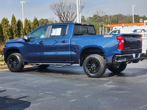Used 2021 Chevrolet Silverado 1500 LT Trail Boss w/ Convenience Package II image 9