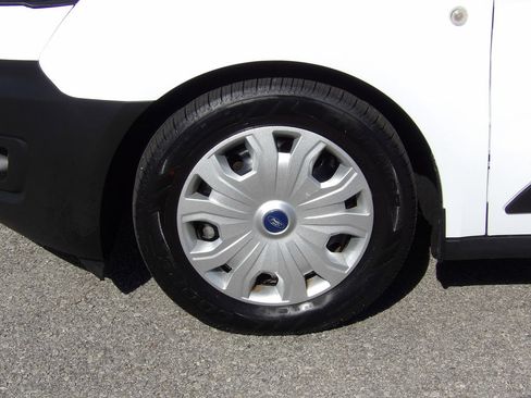 Used 2022 Ford Transit Connect XL image 48