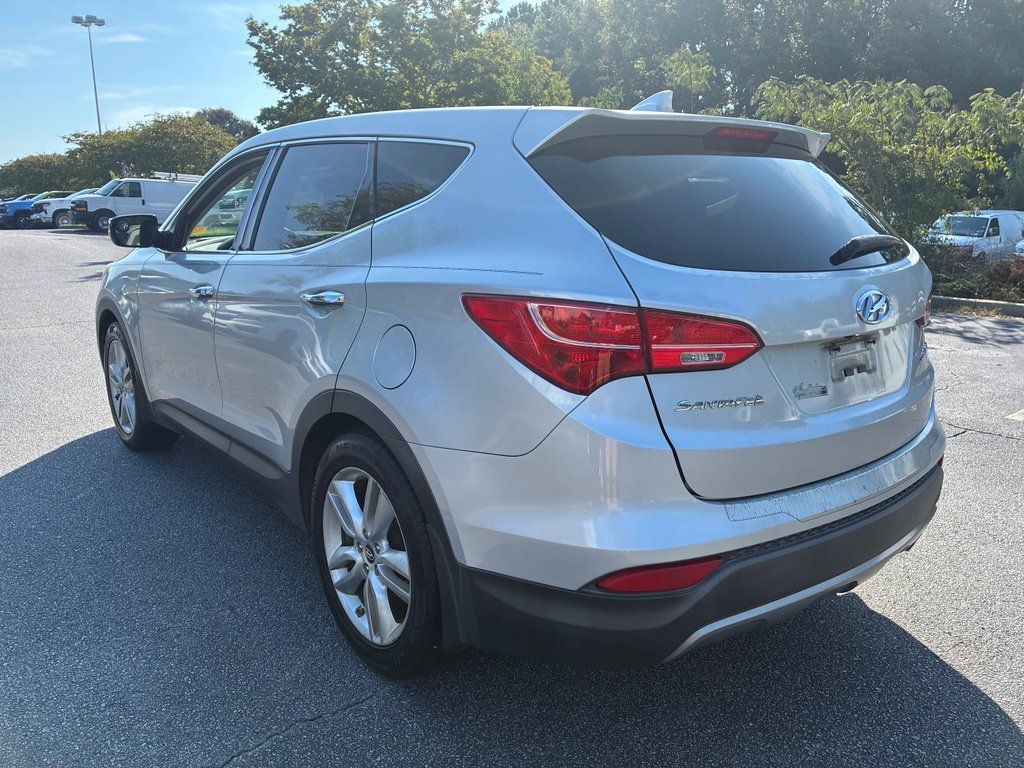 Used 2013 Hyundai Santa Fe Sport 2.0T w/ Technology Pkg FWD image 4