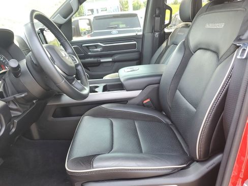 Used 2023 RAM 1500 Laramie AWD/4WD image 17