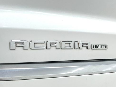 Used 2017 GMC Acadia Limited SLT AWD/4WD image 45