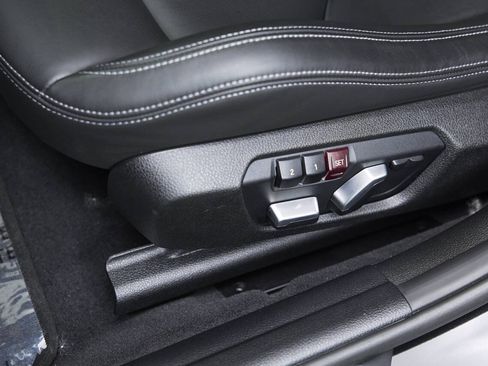 Used 2018 BMW M3 RWD image 74