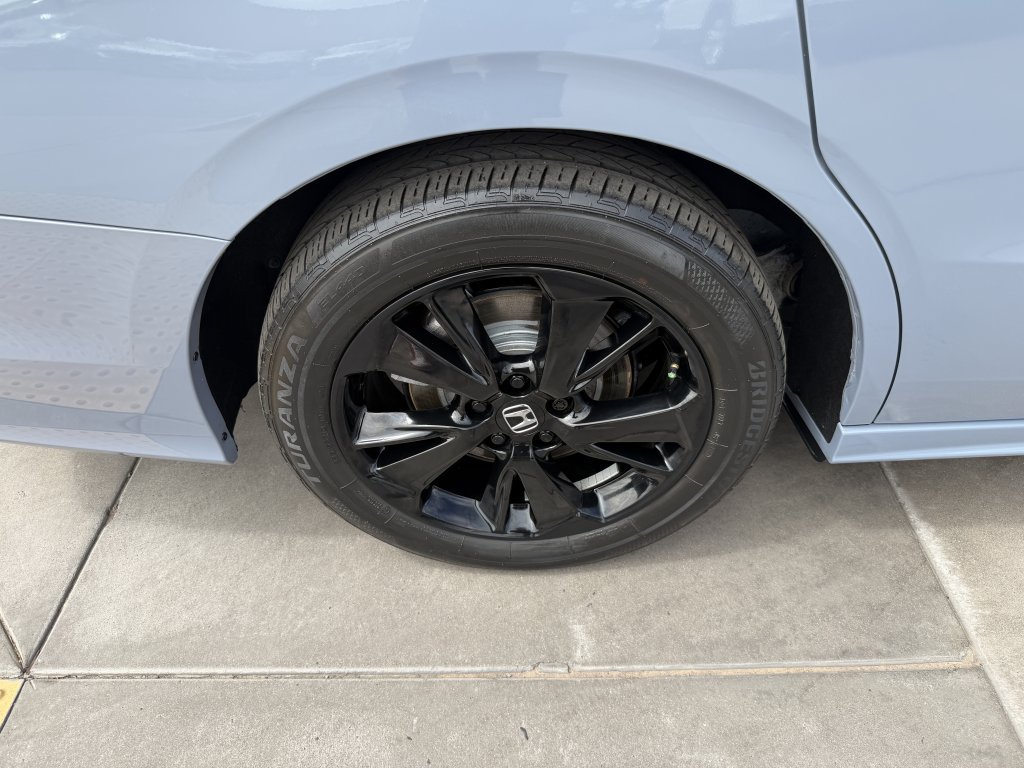 Used 2023 Honda Odyssey Sport image 15