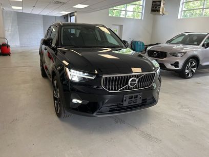 Certified 2023 Volvo XC40 B5 Plus w/ Protection Package Premier