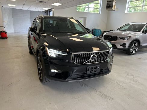 Certified 2023 Volvo XC40 B5 Plus w/ Protection Package Premier AWD/4WD image 1