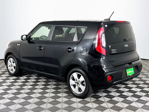 Used 2018 Kia Soul FWD image 6