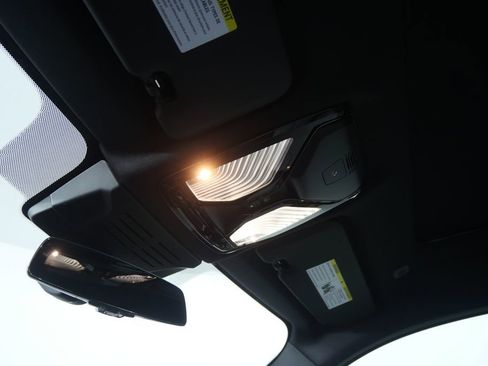 New 2026 BMW X6 xDrive40i w/ Executive Package image 20