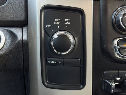 Used 2018 RAM 2500 Big Horn image 40