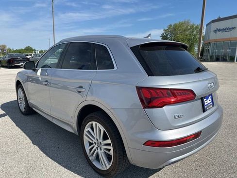 Used 2018 Audi Q5 2.0T Premium Plus w/ Premium Plus Package AWD/4WD image 5