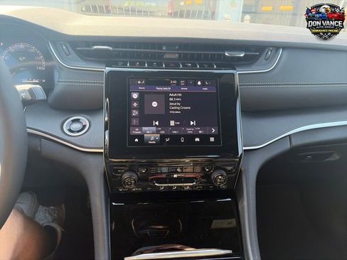 New 2026 Jeep Grand Cherokee L Laredo AWD/4WD image 18
