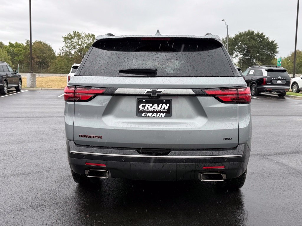 Used 2023 Chevrolet Traverse Premier w/ Redline Edition AWD/4WD image 6