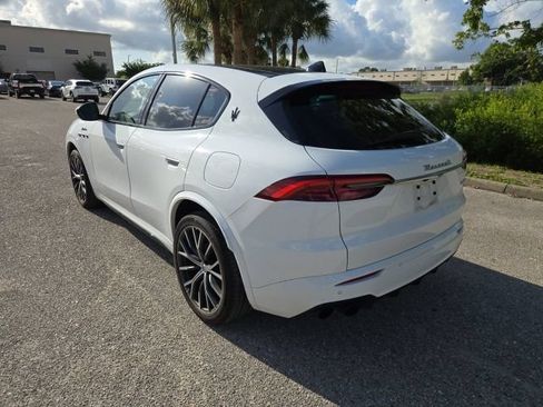 Used 2023 Maserati Grecale Modena AWD/4WD image 3