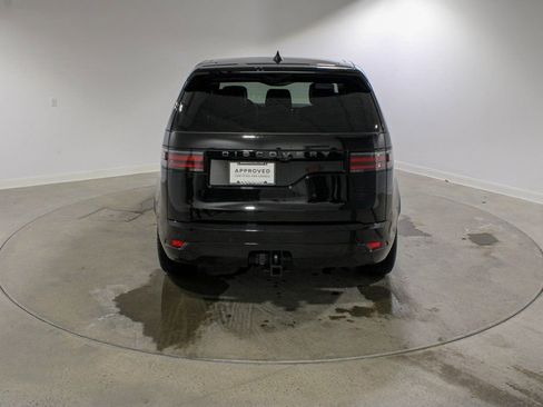 Used 2025 Land Rover Discovery Dynamic SE image 4