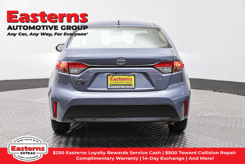 Used 2023 Toyota Corolla LE FWD image 7