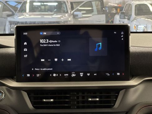 Used 2025 Ford Explorer ST-Line w/ Premium Package image 18