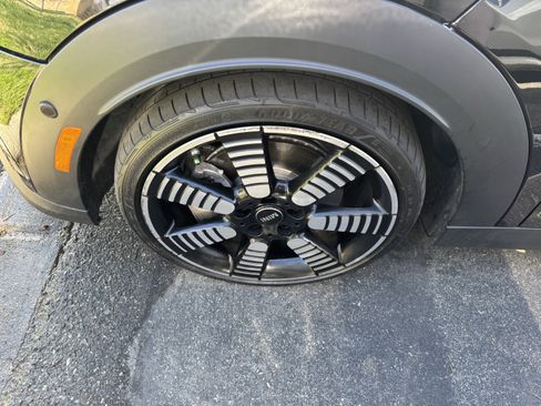 Used 2023 MINI Cooper S image 36