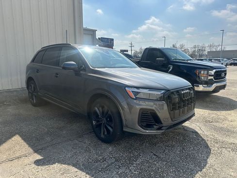 Certified 2025 Audi Q7 3.0T Premium Plus w/ Premium Plus Package image 3