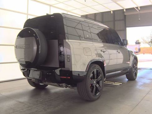 Used 2024 Land Rover Defender 110 X AWD/4WD image 6