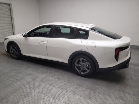 Used 2025 Kia K4 FWD image 3