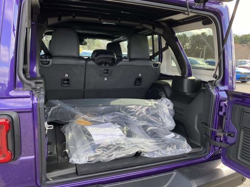 New 2026 Jeep Wrangler Unlimited Rubicon image 5