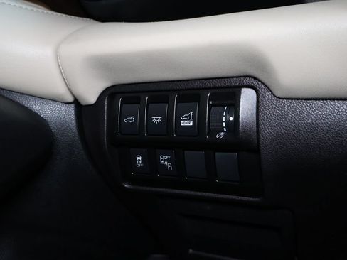 Used 2022 Subaru Ascent Touring w/ Popular Package #2A AWD/4WD image 29