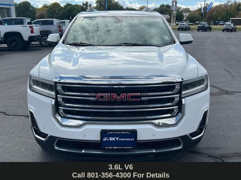 Used 2021 GMC Acadia SLT AWD/4WD image 4