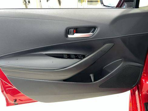 Used 2025 Toyota Corolla SE w/ SE Package FWD image 15