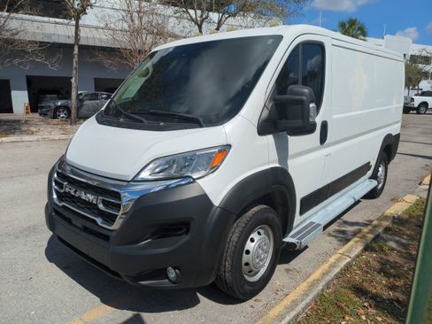 Used 2023 RAM ProMaster 2500 image 9