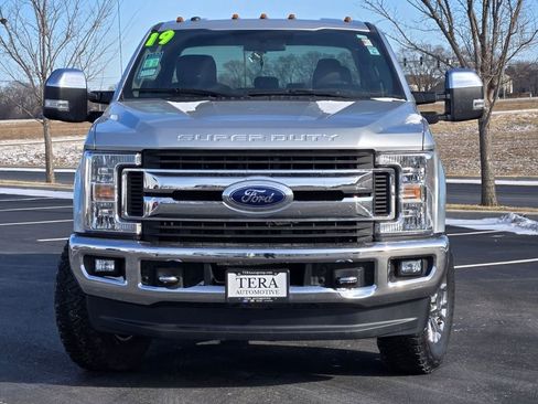 Used 2019 Ford F350 XLT w/ XLT Premium Package image 2