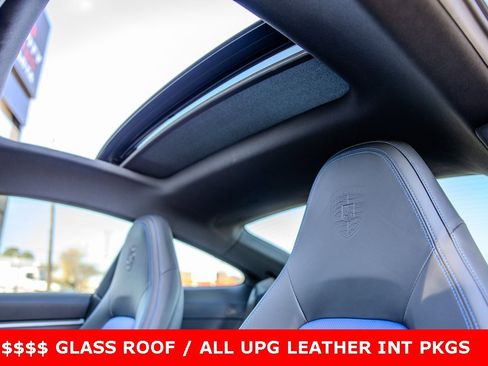 Used 2022 Porsche 911 Carrera image 16