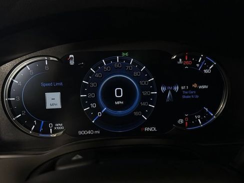Used 2018 Cadillac Escalade ESV Premium Luxury AWD/4WD image 21