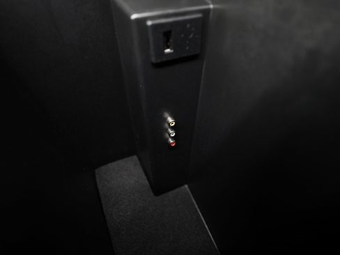 Used 2014 Nissan Armada SV image 56