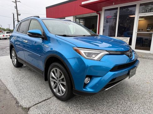 Used 2016 Toyota RAV4 Limited AWD/4WD image 16