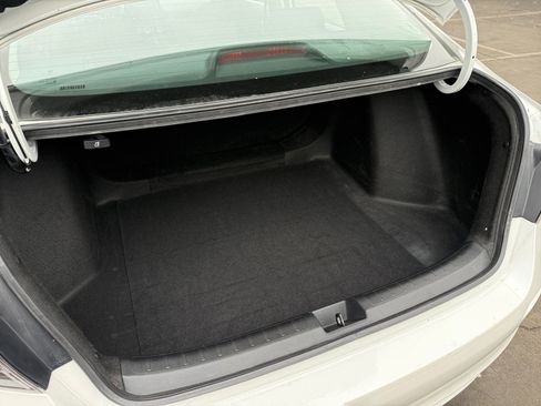 Used 2023 Honda Civic LX image 18