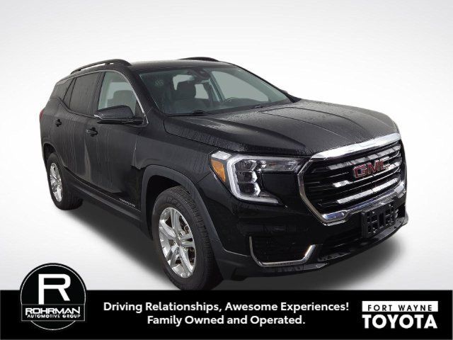 Used 2023 GMC Terrain SLE w/ Driver Convenience Package AWD/4WD image 4